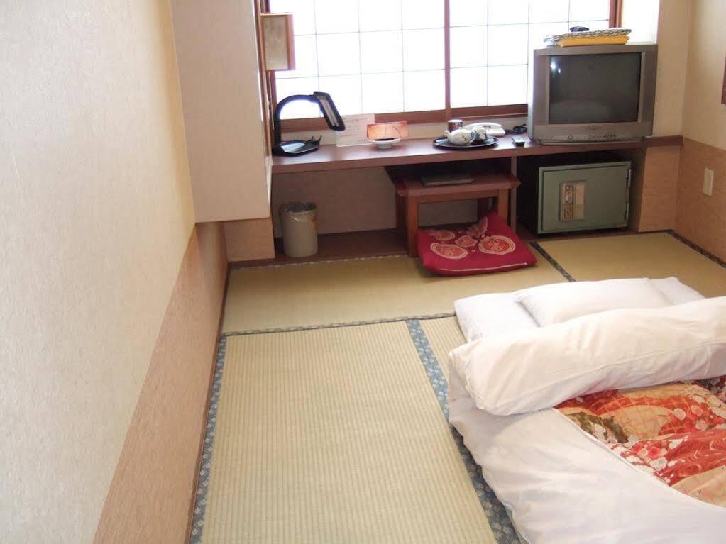 Ryokan Meiryu Hotel Nagoya Bagian luar foto